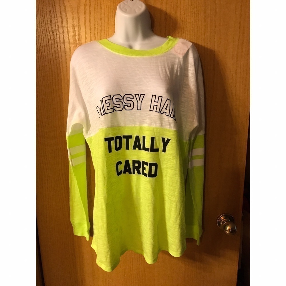 FLIRTITUDE Active Tshirt, Size Small